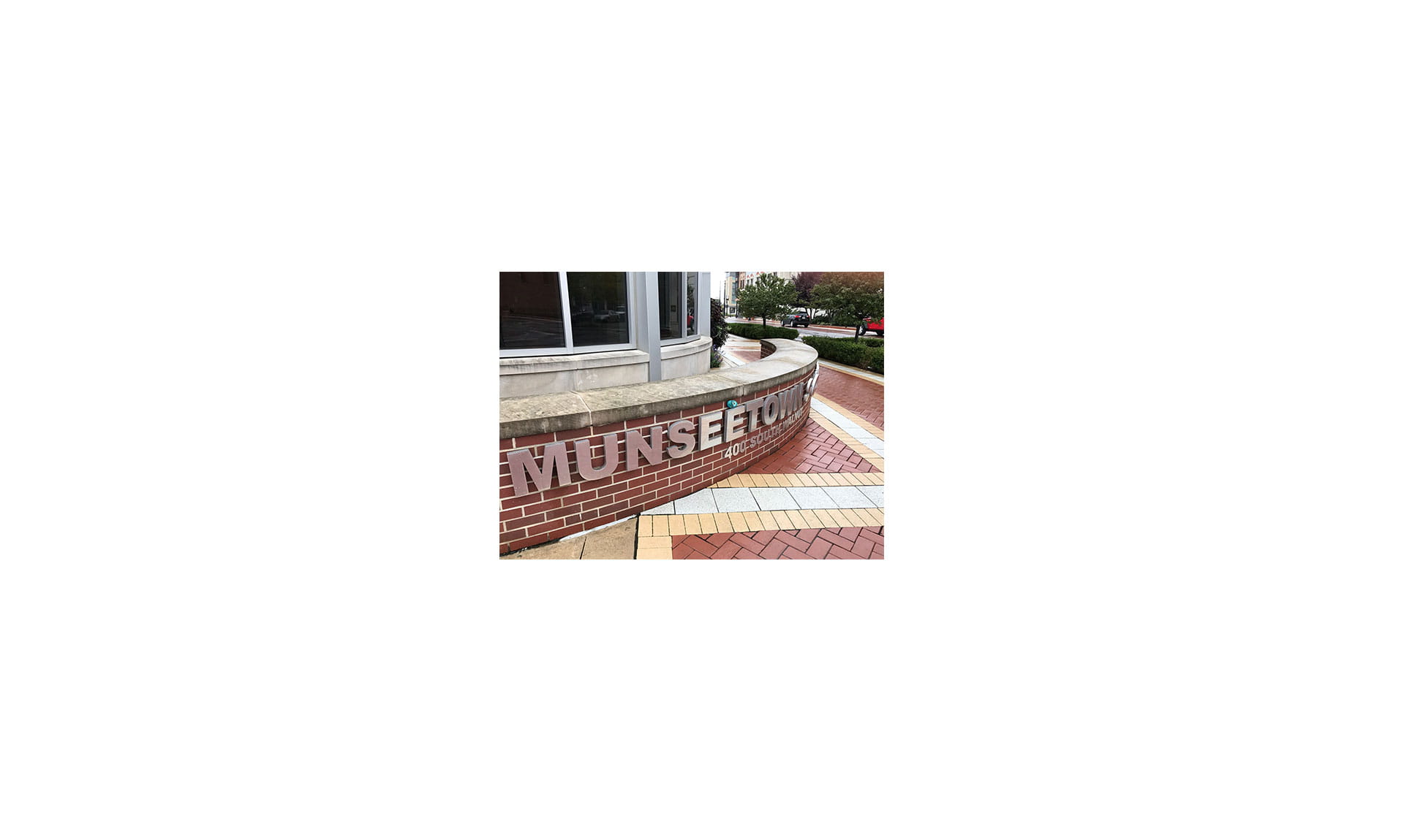 Munseetown Signage