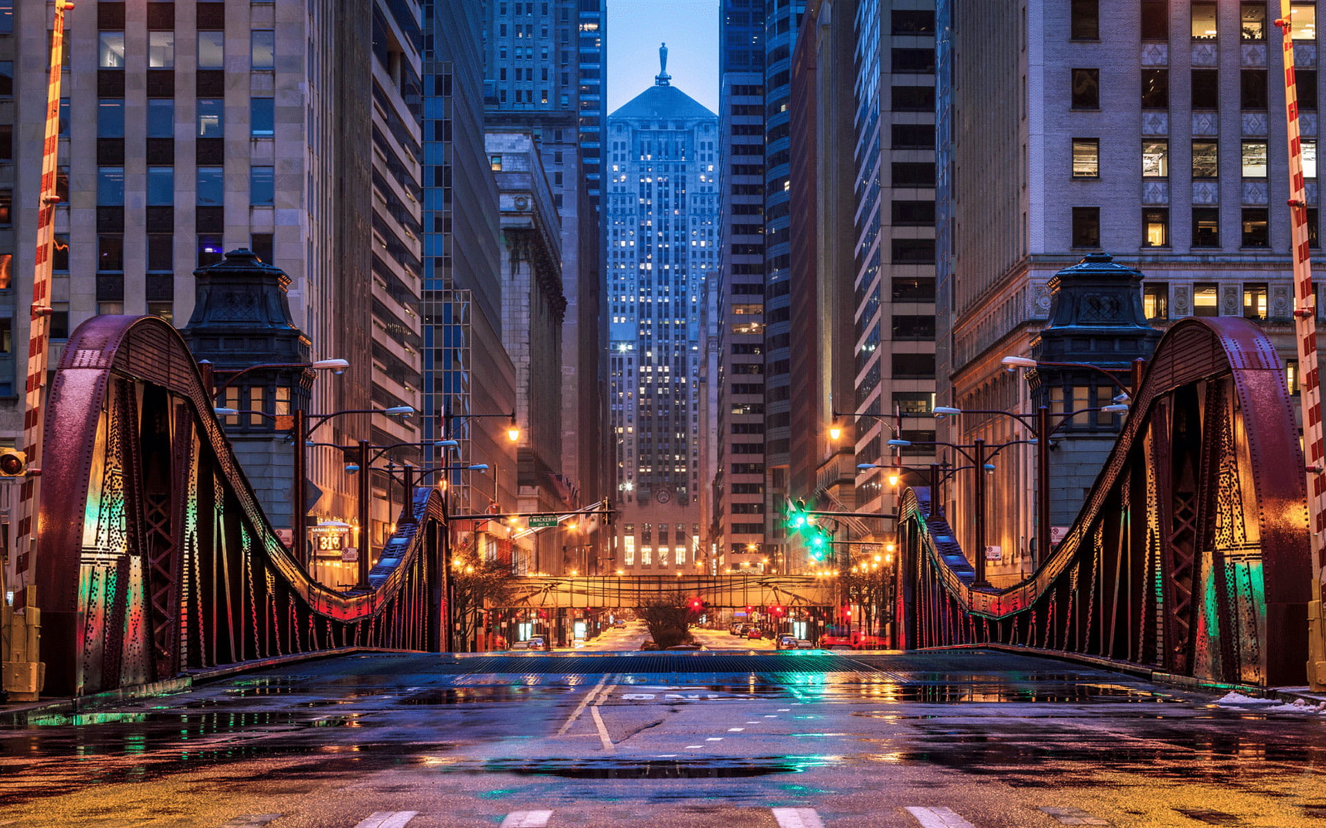 Downtown Chicago Streets at Night
