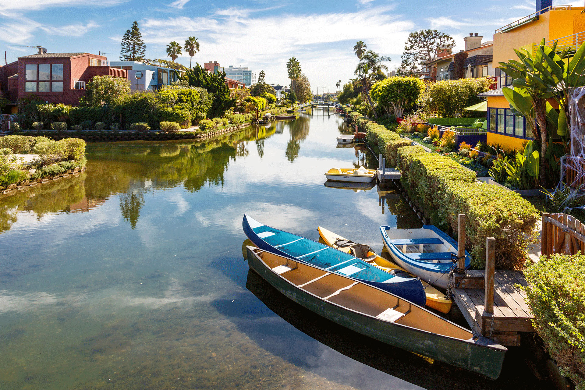 Canoes along Los Angeles River