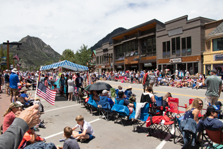 4th of july crowd