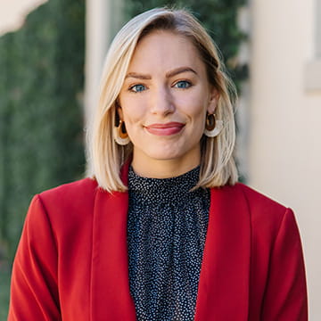 Sarah Filipowski Bio Headshot